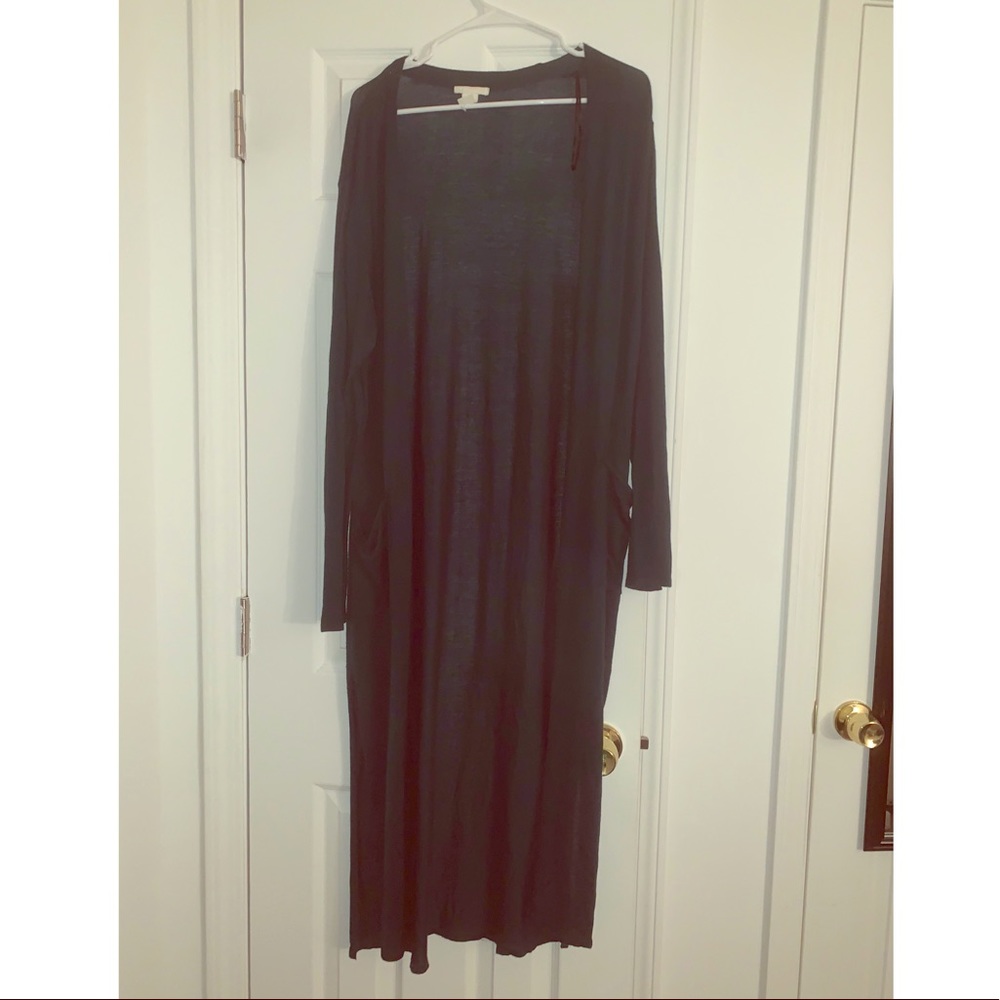 H and m duster.